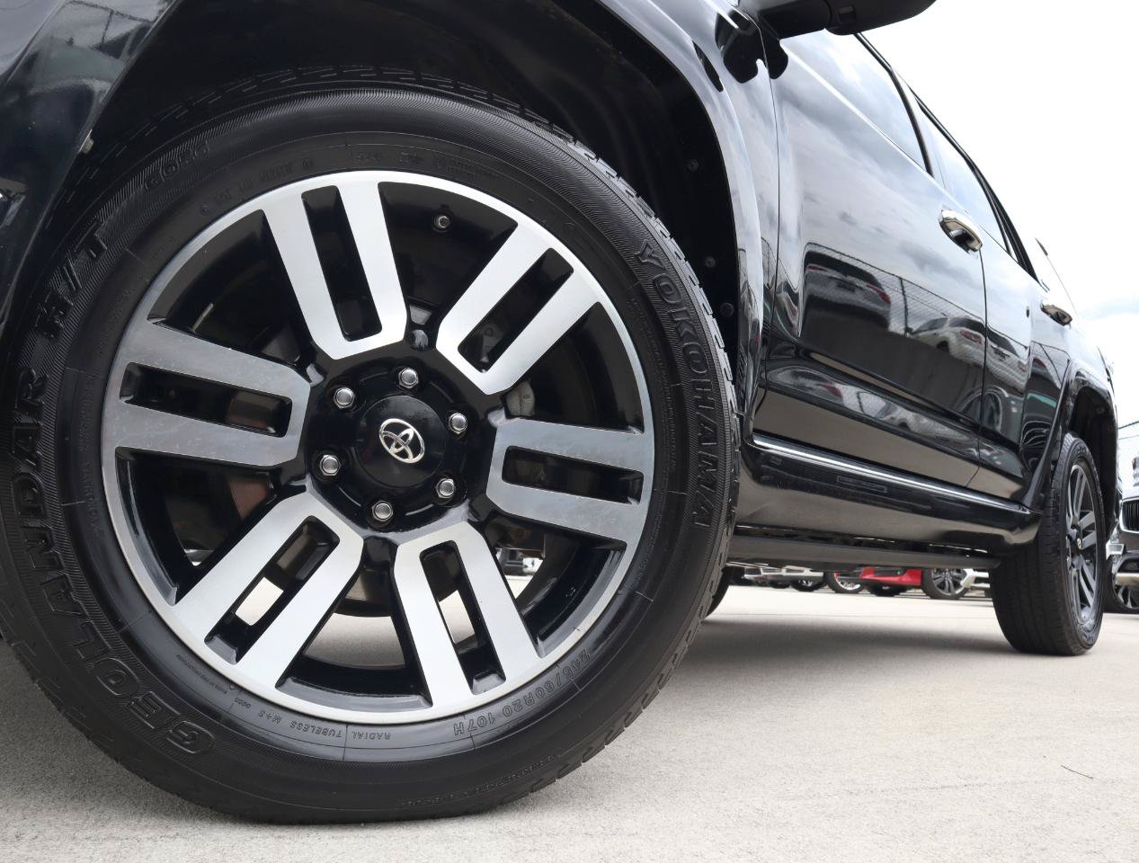 Used 2016 Toyota 4Runner Limited AWD/4WD image 29
