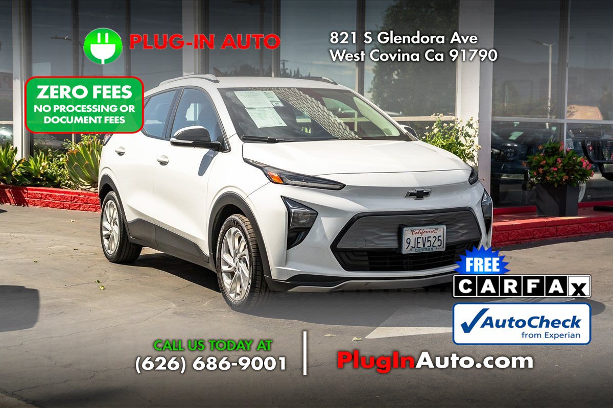 Used 2022 Chevrolet Bolt EUV LT w/ Driver Confidence Package FWD image 3
