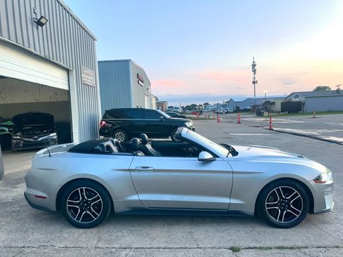 Used 2020 Ford Mustang Premium RWD image 16