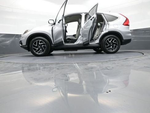 Used 2016 Honda CR-V SE image 47