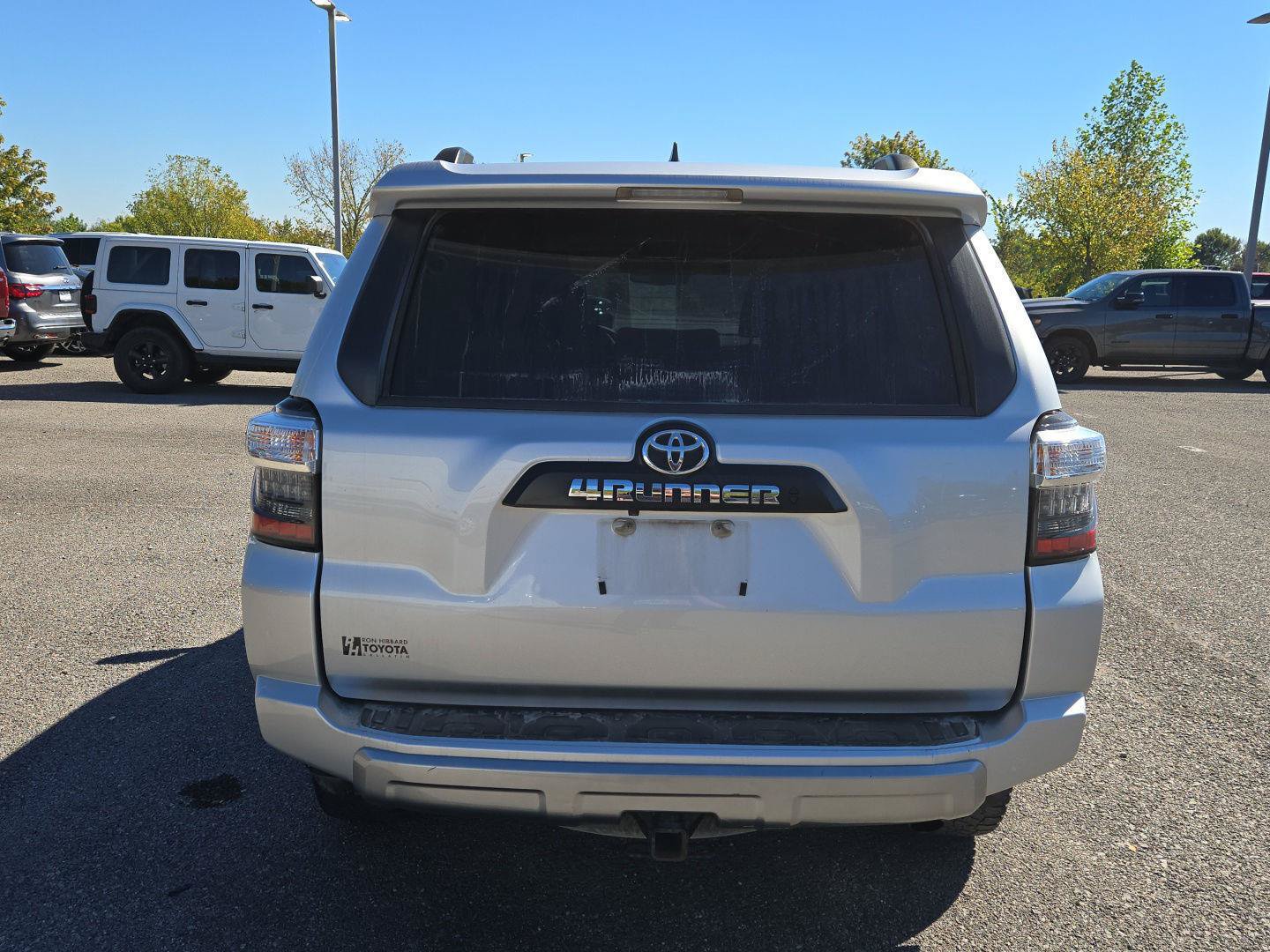Used 2020 Toyota 4Runner TRD Off-Road Premium w/ Moonroof Package AWD/4WD image 6