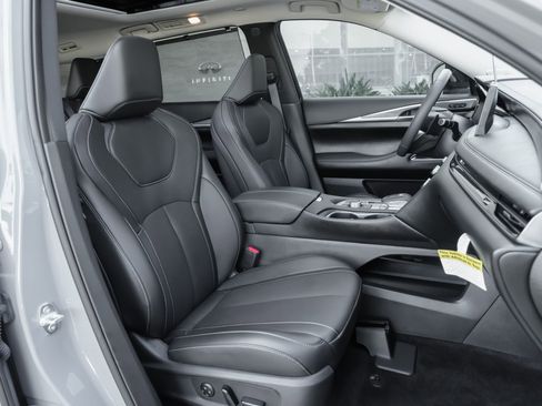 Certified 2026 INFINITI QX60 Luxe w/ Cargo Package FWD image 39