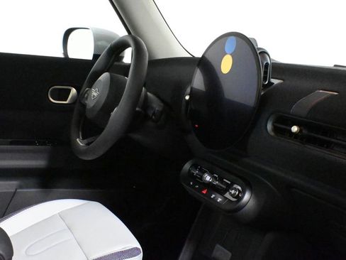 Used 2025 MINI Cooper S image 31