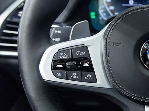 Used 2020 BMW X6 M50i w/ Executive Package image 14