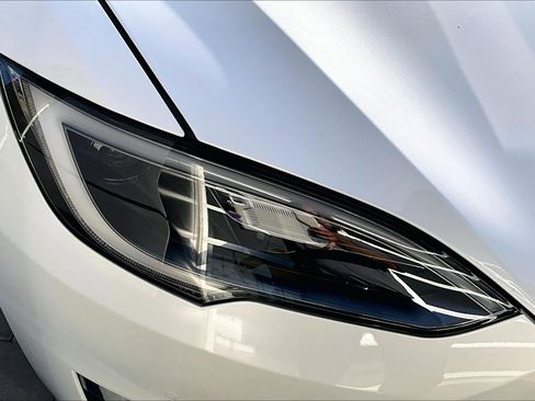 Used 2022 Tesla Model S image 27