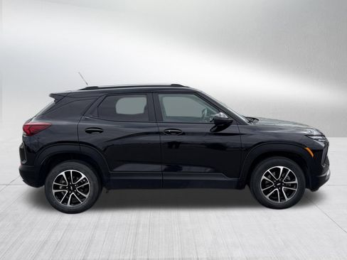 Used 2025 Chevrolet TrailBlazer LT AWD/4WD image 8