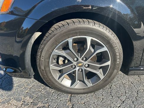 Used 2017 Chevrolet Sonic LT image 13