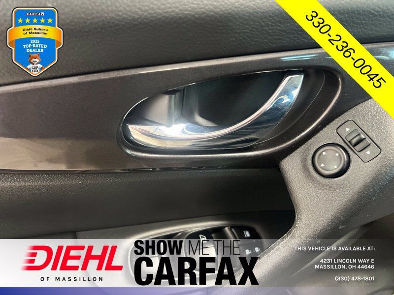 Used 2018 Nissan Rogue SV AWD/4WD image 24
