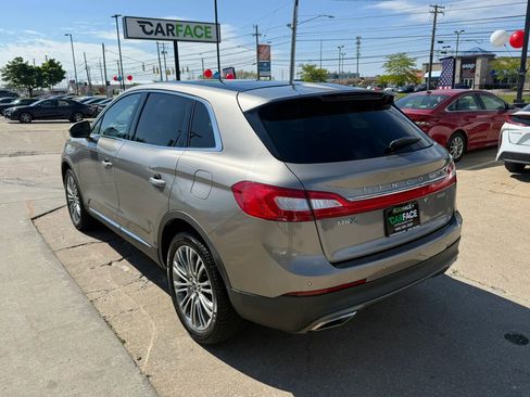 Used 2016 Lincoln MKX Reserve w/ Climate Package AWD/4WD image 8
