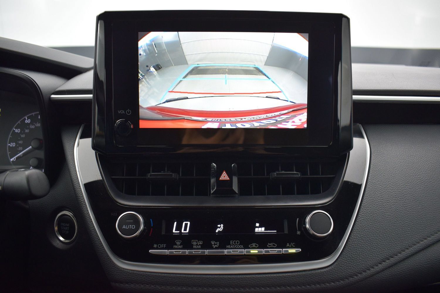 Used 2025 Toyota Corolla SE FWD image 15
