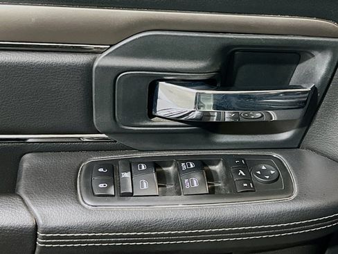Used 2018 RAM 1500 Sport w/ Quick Order Package 26Q Night AWD/4WD image 13