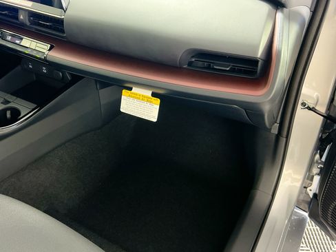 New 2026 Toyota Prius Plug-In Hybrid image 34