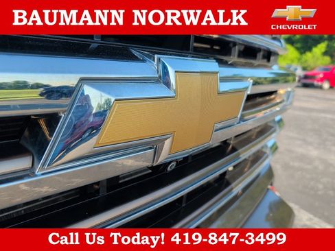 Used 2022 Chevrolet Silverado 3500 High Country w/ Z71 Off-Road Package AWD/4WD image 10