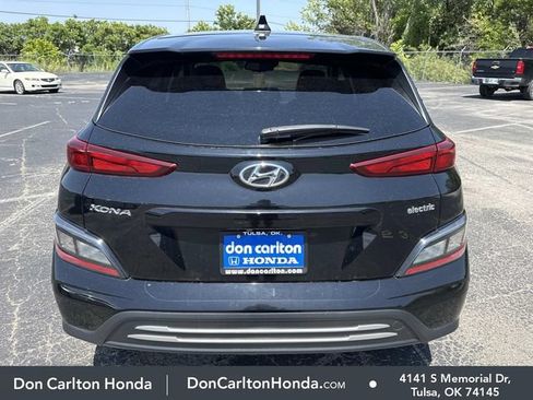 Used 2023 Hyundai Kona SE w/ Cargo Package FWD image 5