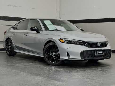 Used 2026 Honda Civic Sport image 2