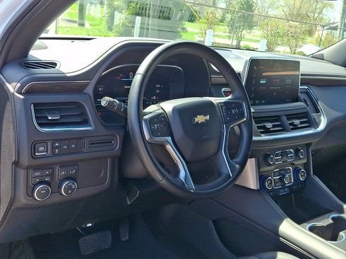 Used 2024 Chevrolet Tahoe LT AWD/4WD image 25
