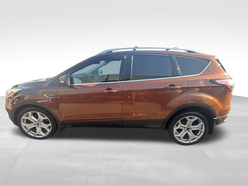 Used 2017 Ford Escape Titanium w/ Equipment Group 301A FWD image 3