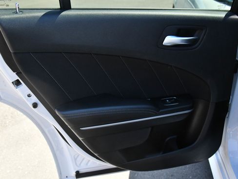 Used 2020 Dodge Charger Scat Pack w/ Dynamics Package RWD image 36