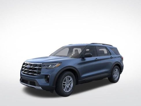 New 2026 Ford Explorer Active w/ Active Comfort Package RWD image 2