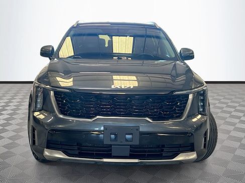 Used 2024 Kia Sorento S FWD image 2