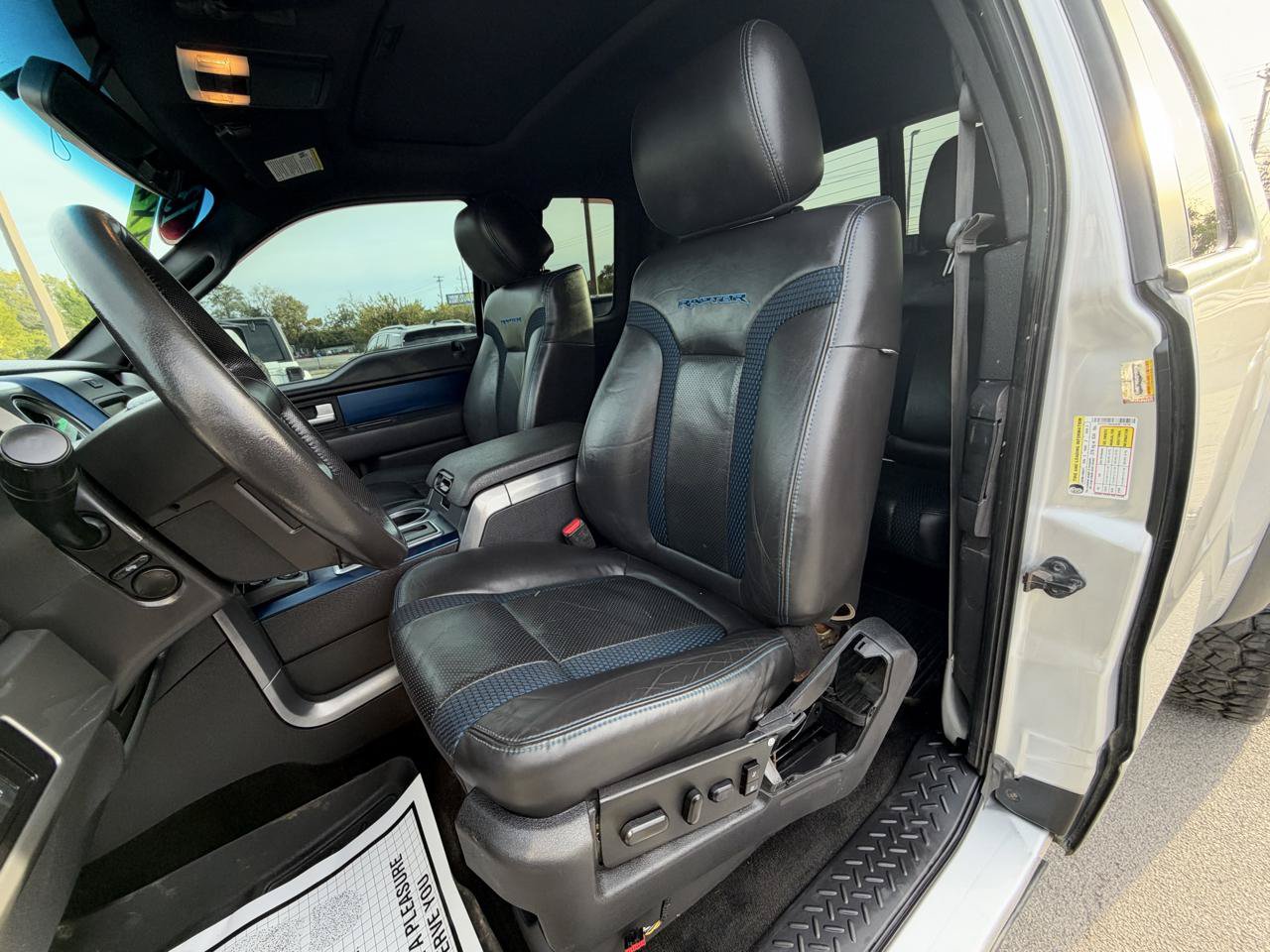 Used 2013 Ford F150 Raptor w/ Luxury Equipment Group AWD/4WD image 16
