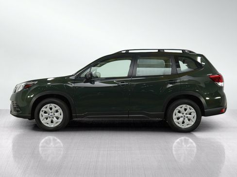 Used 2023 Subaru Forester AWD/4WD image 2