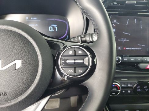 Used 2023 Kia Soul EX image 24