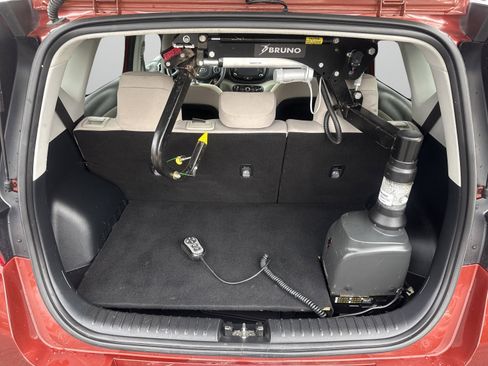 Used 2020 Kia Soul LX FWD image 9