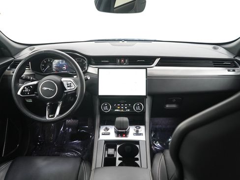 Used 2023 Jaguar F-PACE R-Dynamic S AWD/4WD image 13
