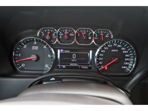 Used 2018 GMC Yukon SLT RWD image 17