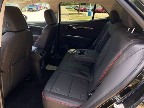 Used 2023 Buick Envision Essence w/ Sport Touring Package image 28