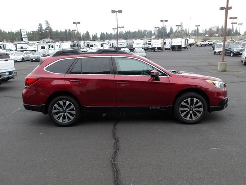 Used 2016 Subaru Outback 2.5i Limited image 6