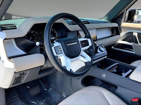 Certified 2023 Land Rover Defender 110 SE AWD/4WD image 15