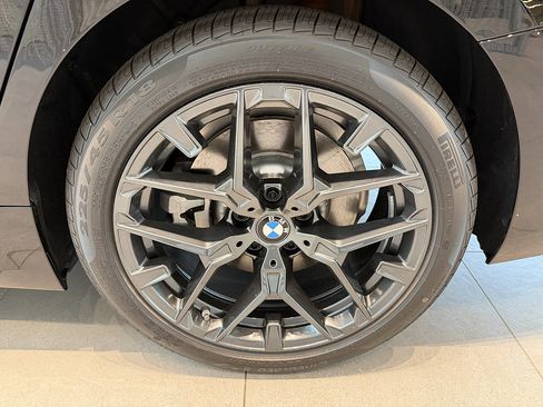 New 2026 BMW 330i xDrive Sedan w/ Convenience Package AWD/4WD image 7