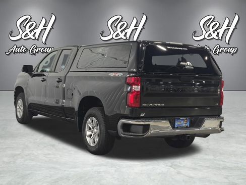 Used 2022 Chevrolet Silverado 1500 LT w/ Safety Package II image 17
