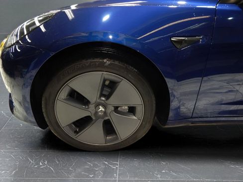 Used 2022 Tesla Model 3 Long Range image 11