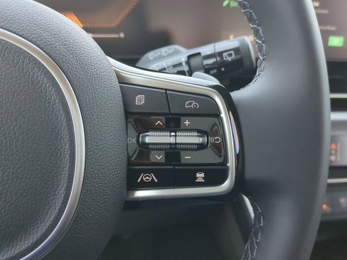 New 2026 Kia Carnival LXS image 25