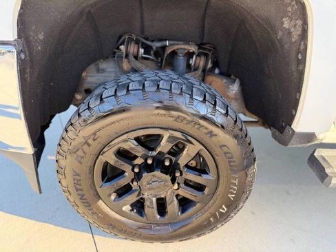 Used 2016 Chevrolet Silverado 2500 LT RWD image 10