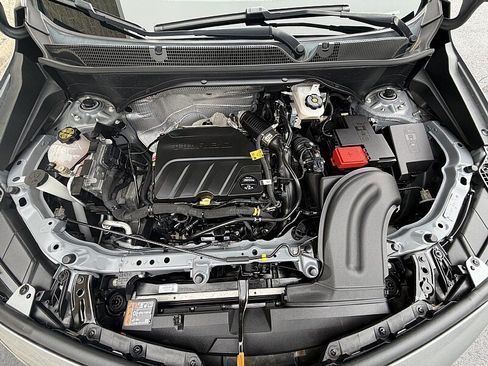 Used 2023 Buick Encore GX Preferred w/ Cold Weather Comfort Package FWD image 31