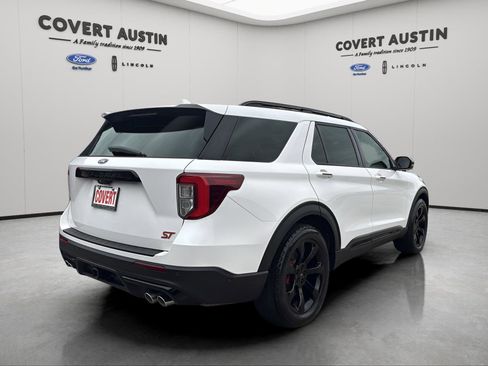 Used 2020 Ford Explorer ST w/ ST Street Pack image 5