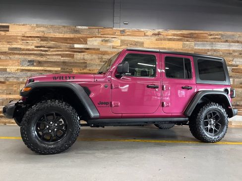 Used 2024 Jeep Wrangler Unlimited Sport AWD/4WD image 19