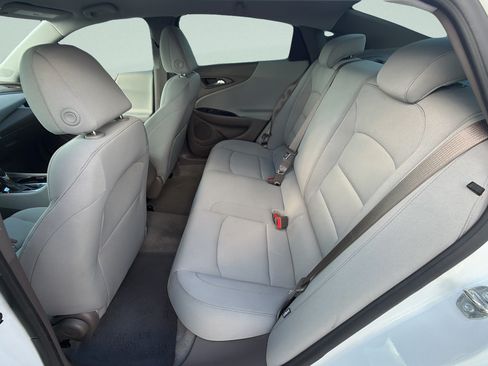 Used 2023 Chevrolet Malibu LS FWD image 13