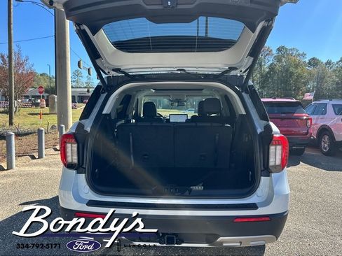 New 2026 Ford Explorer Active w/ Active Comfort Package image 12