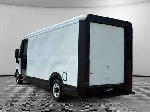 Used 2023 Chevrolet Brightdrop 600 w/ Active Safety Package 2 AWD/4WD image 3