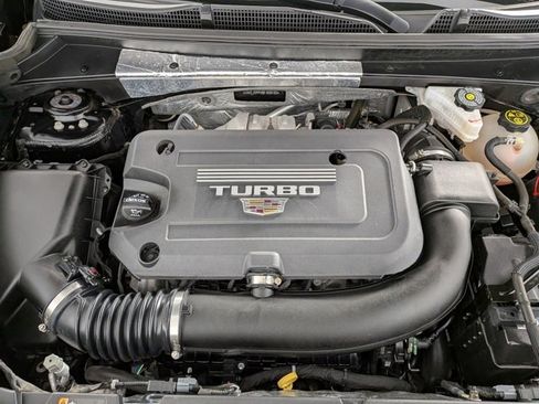 Used 2021 Cadillac XT4 Premium Luxury image 29