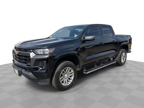 Certified 2023 Chevrolet Colorado LT w/ LT Convenience Package II AWD/4WD image 1