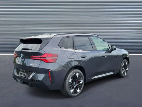 New 2026 BMW X3 xDrive30i w/ Premium Package AWD/4WD image 3