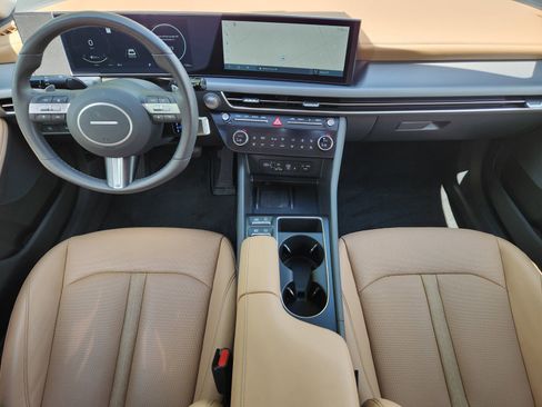 Certified 2025 Hyundai Sonata Limited FWD image 21