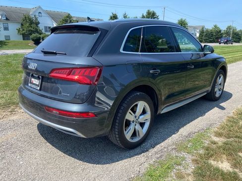 Used 2019 Audi Q5 Prestige w/ Prestige Package AWD/4WD image 5
