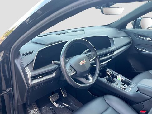 Used 2024 Cadillac XT4 Sport w/ Technology Package AWD/4WD image 9
